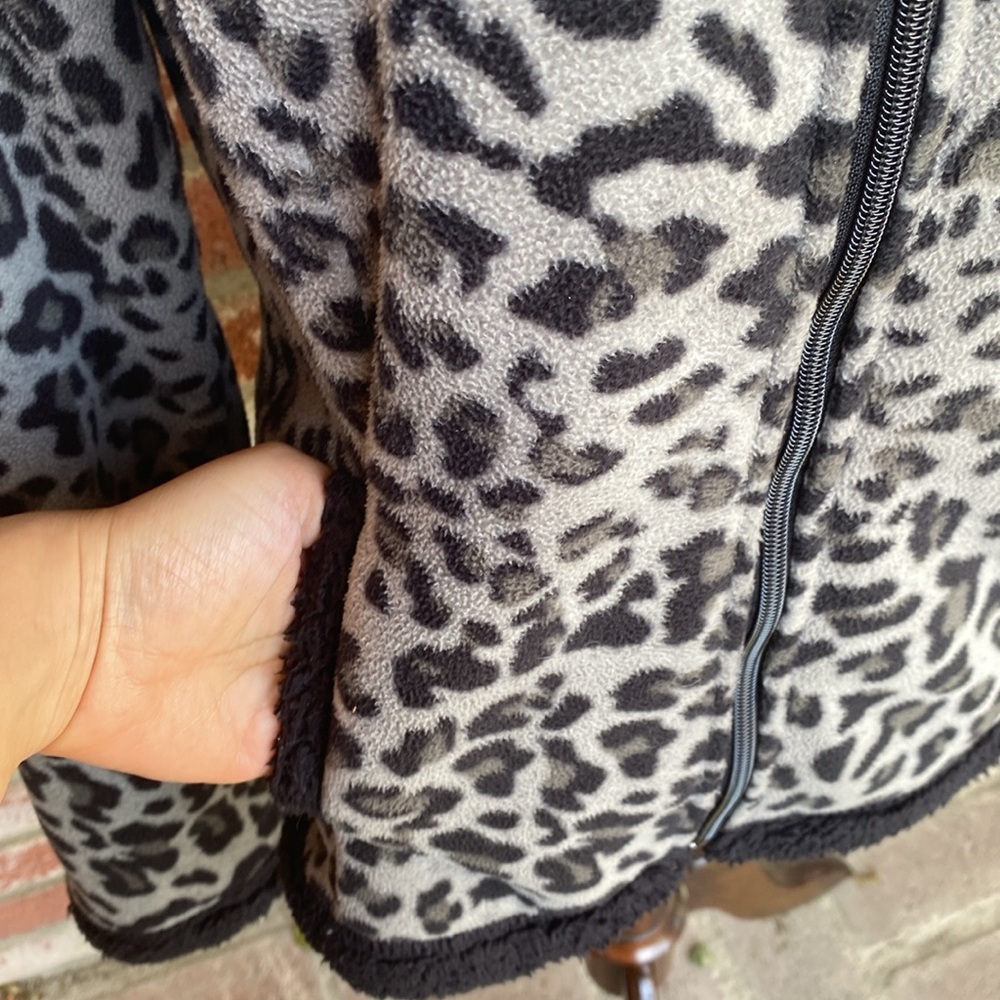 Leopard🐈‍⬛🐾 Print Jacket - Picture 7 of 17